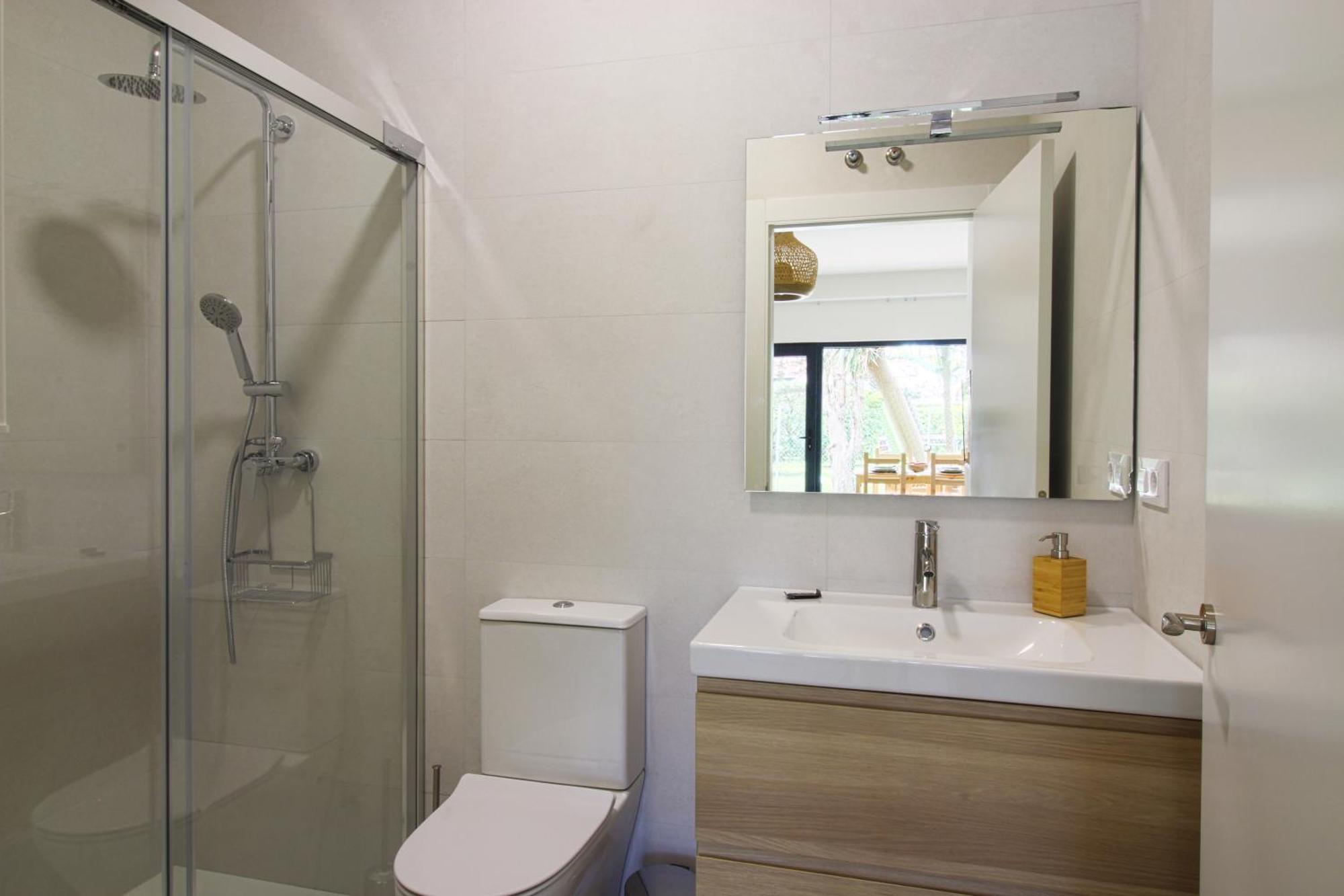 Apartamentos Costa Meron San Vicente De La Barquera Dış mekan fotoğraf