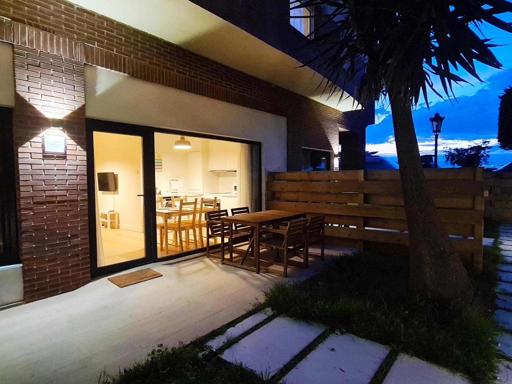 Apartamentos Costa Meron San Vicente De La Barquera Dış mekan fotoğraf